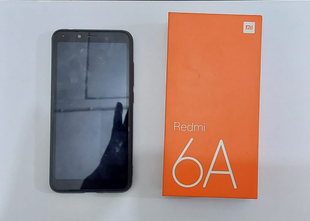 CURI HP, PRIA BERTATO DIAMANKAN POLISI